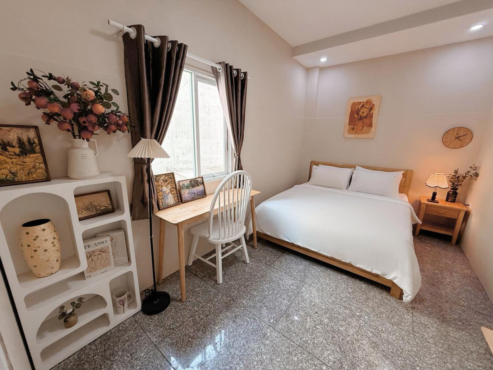 Linh Ngoc Chau Hotel